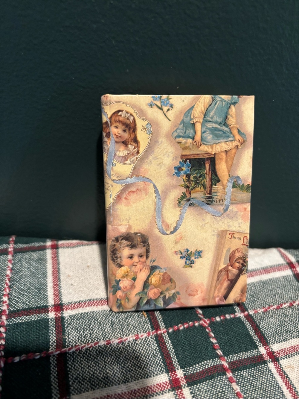 Vintage Floral Decorative Mini Address Book -
